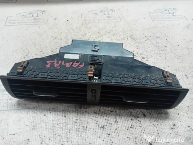 Grila ventilatie centrala Skoda Fabia 3 2015