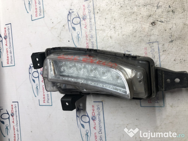 Proiector stanga Suzuki Vitara 2017