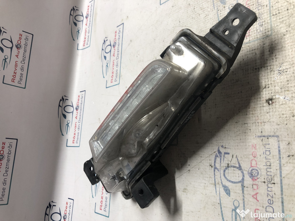 Proiector stanga Suzuki Vitara 2017