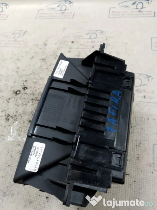 Display accesorii Opel Zafira 2006