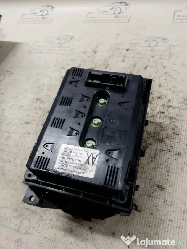 Display accesorii Opel Zafira 2006