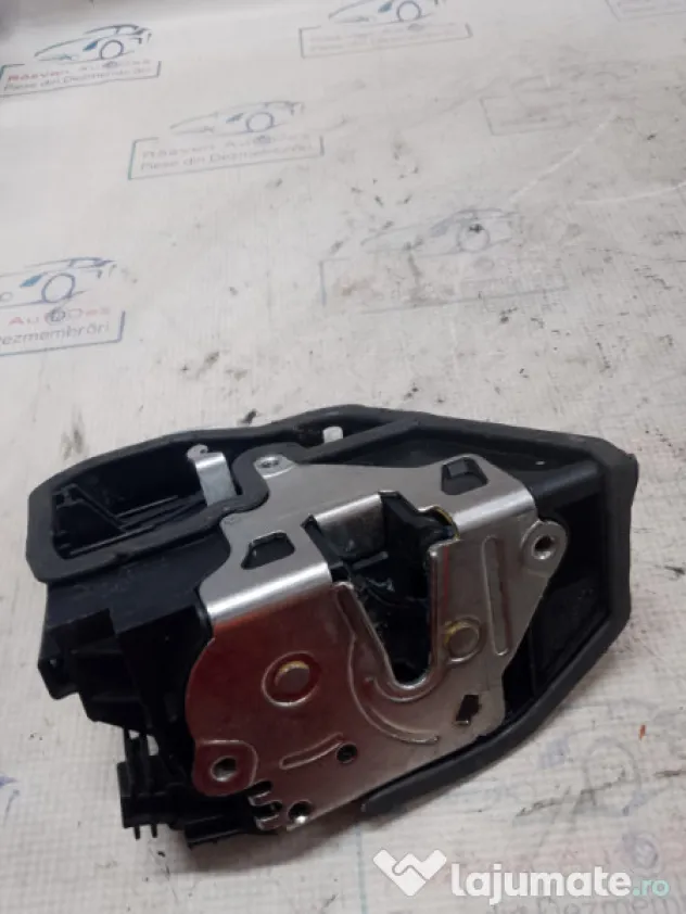 Broasca dreapta fata BMW X3 F25 2012