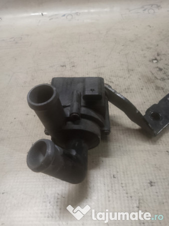 Pompa recirculare apa Volkswagen Passat B7 1.6 2012