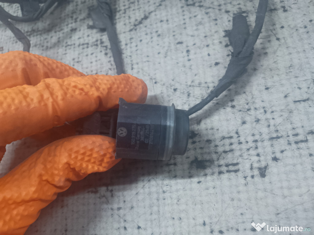 Senzori parcare fata plus instalație Audi Q5 2013