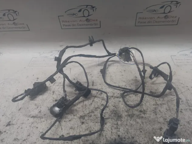 Senzori parcare fata plus instalație Audi Q5 2013
