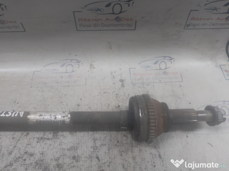 Planetara dreapta spate Dacia Duster 1.5 Motorina 2013