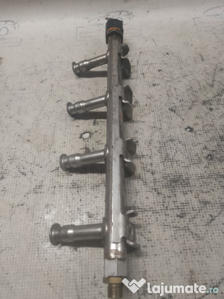 Rampa injectie Skoda Fabia 2 1.2 Benzina 2010