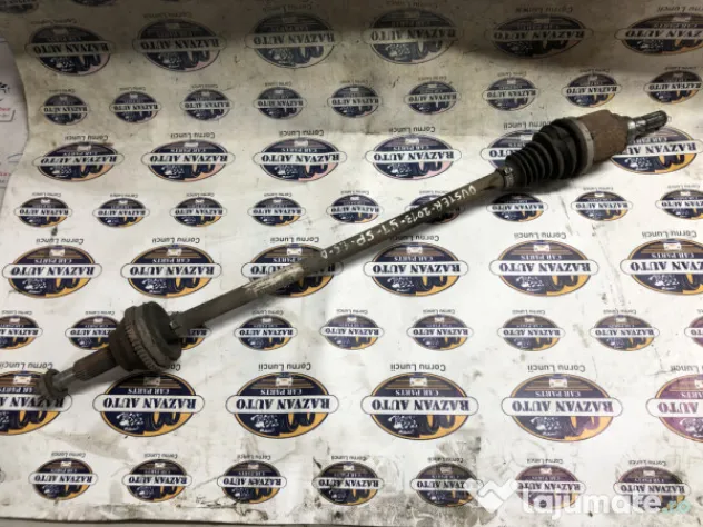 Planetara stanga spate Dacia Duster 1.5 Motorina 2013