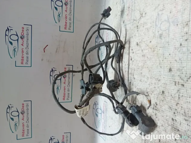 Senzori parcare fata plus instalație Volkswagen Tiguan 2010
