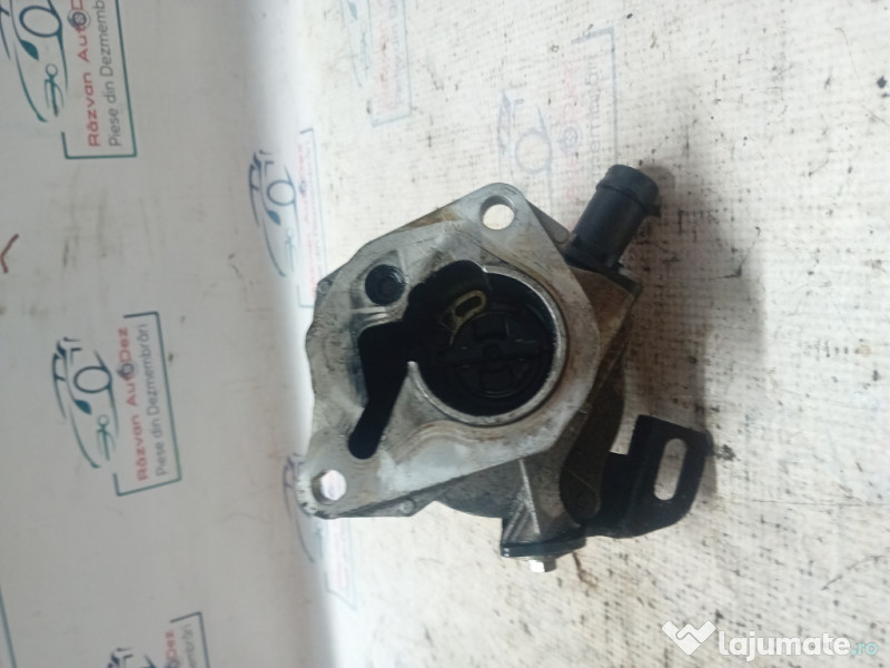 Pompa vacuum Dacia Duster 1.5 2015
