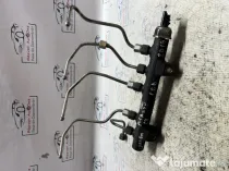Rampa injectie Citroen C4 Picasso 1.6 Motorina 2015