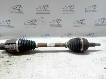Planetara stanga fata Dacia Duster 1.6 Benzina 2012