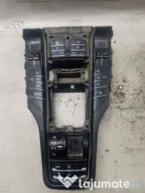 Consola centrala Porsche Cayenne 2012