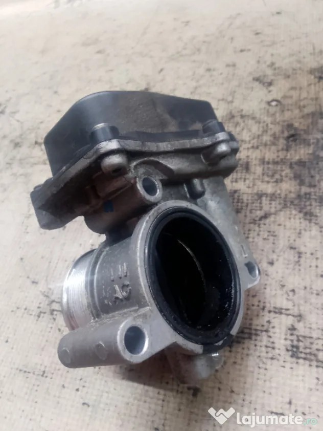 Clapeta acceleratie Volkswagen Passat B7 1.6 2010
