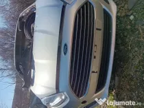 Fata completa Ford Fiesta 2013