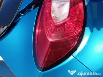 Stop stanga aripa Renault Captur 2015