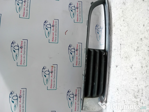 Grila proiector stanga Opel Insignia A 2010