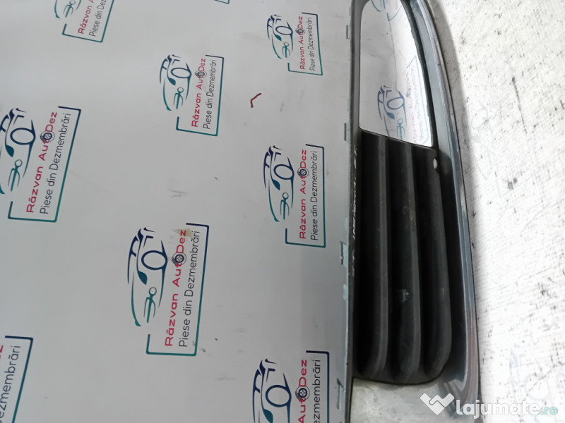 Grila proiector stanga Opel Insignia A 2010