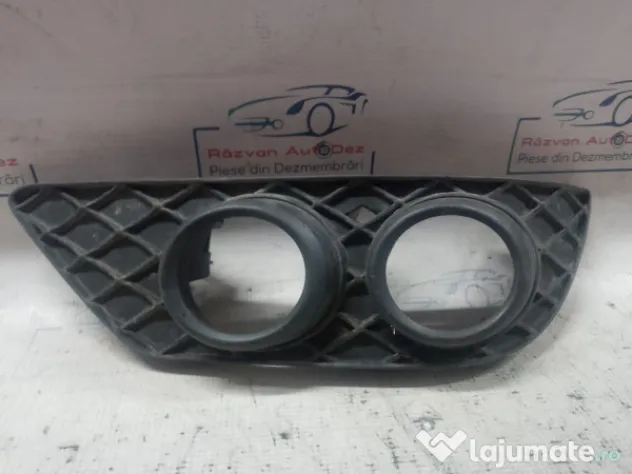 Grila proiector dreapta Mercedes C 220 2012