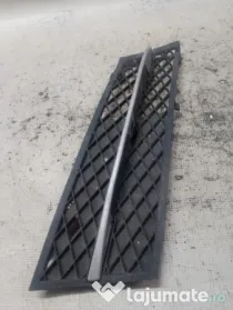 Grila proiector dreapta BMW F10 2012