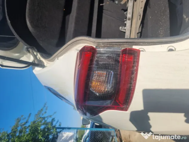 Stop stanga aripa Nissan Qashqai 2017