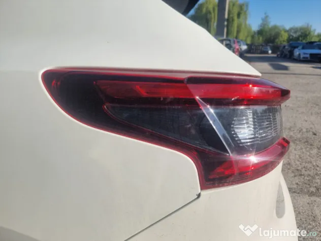 Stop stanga aripa Nissan Qashqai 2017