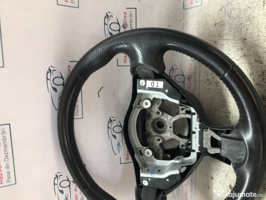 Volan Nissan Juke 2012