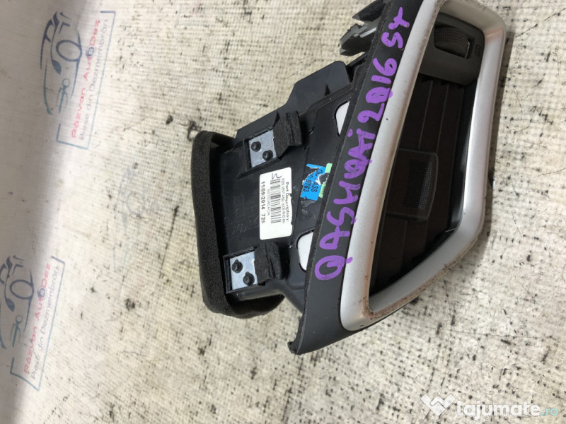 Grila ventilatie stanga Nissan Qashqai 2016