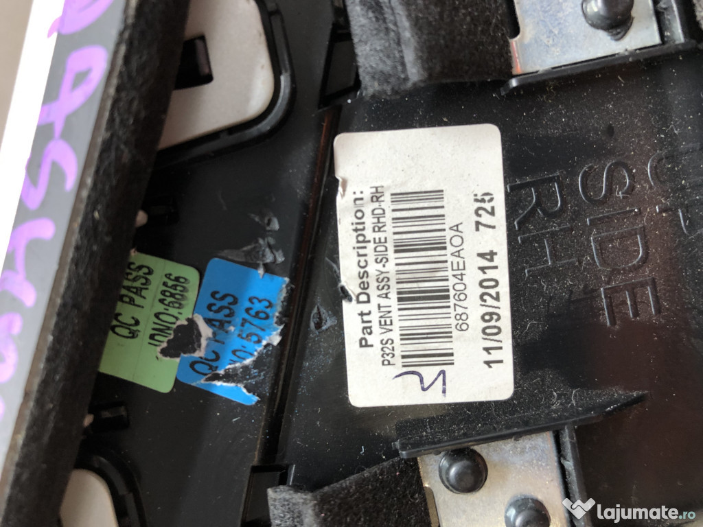 Grila ventilatie stanga Nissan Qashqai 2016