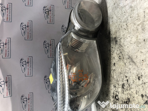 Far Dreapta Halogen Skoda Yeti 2.0 Motorina 2012