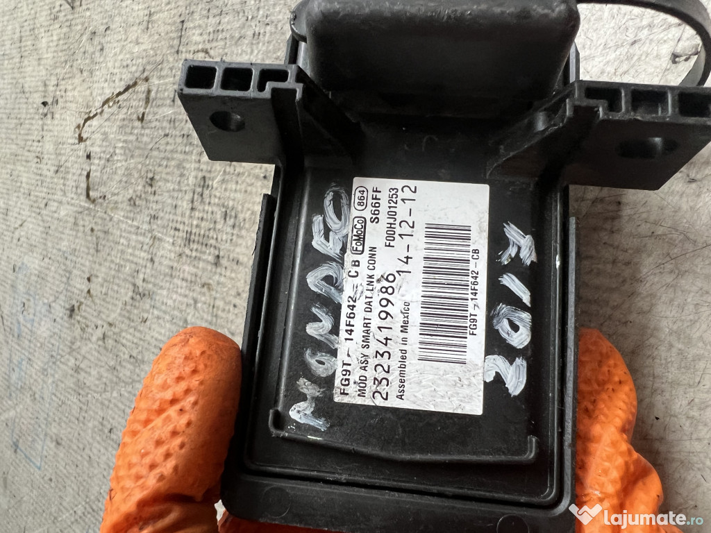 Interfata Ford Mondeo 2017