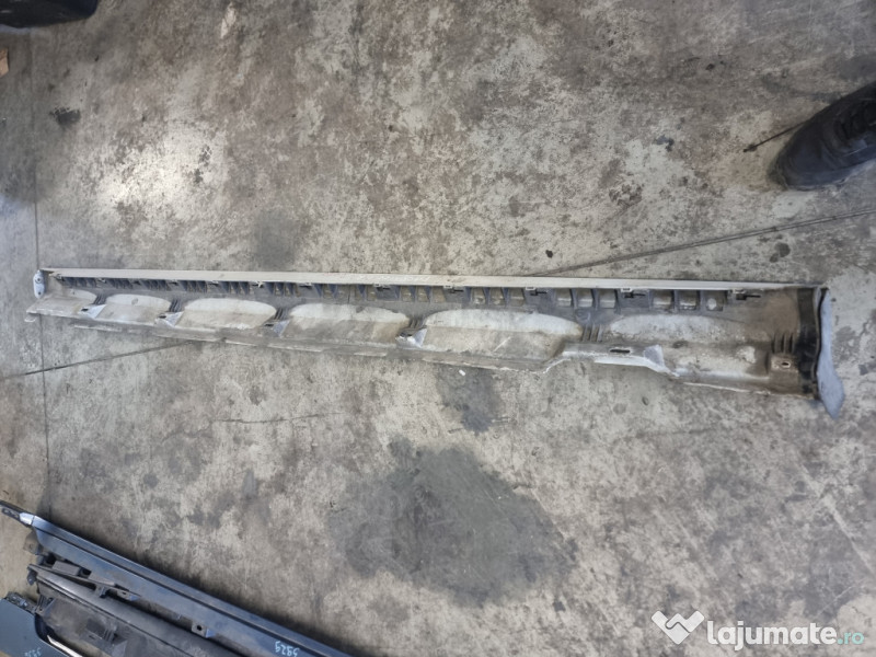 Prag dreapta plastic Volkswagen Passat CC 2011