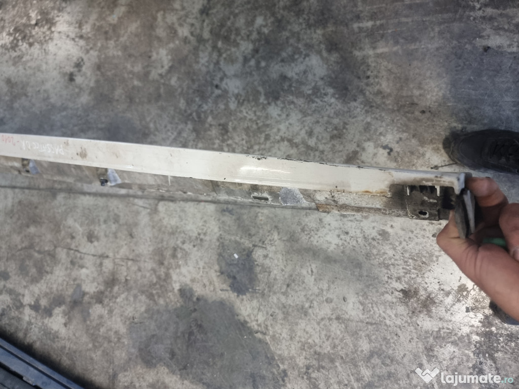 Prag dreapta plastic Volkswagen Passat CC 2011