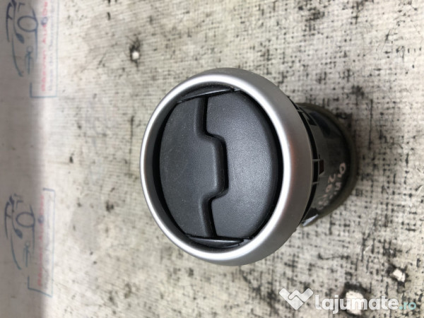 Grila ventilatie Nissan Qashqai 1.6 Motorina 2012