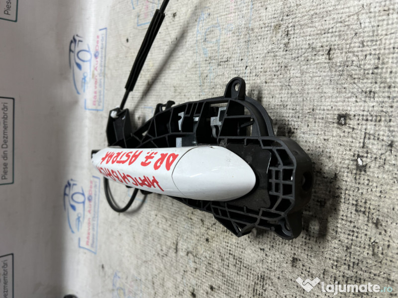 Maner exterior dreapta fata Opel Astra K Hatchback 2016