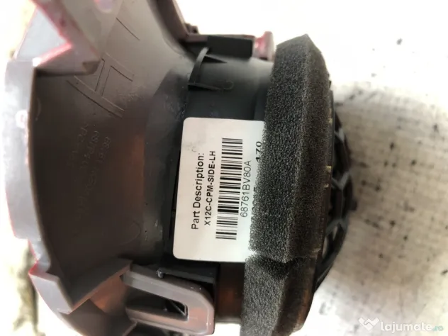 Grila ventilatie stanga Nissan Juke 1.6 Benzina 2015