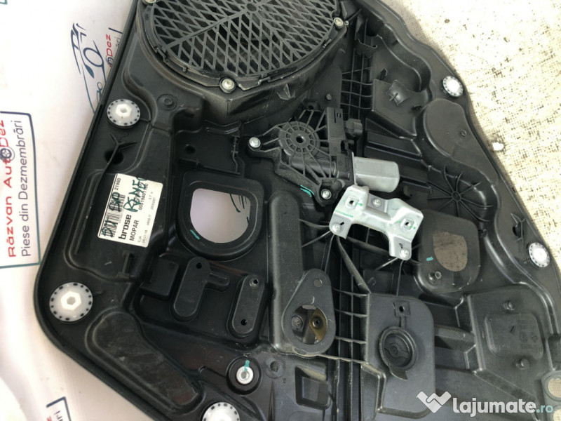 Macara geam stanga spate Jeep Renegade 2016