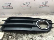 Grila proiector dreapta Audi A3 8V 2016