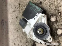 Motoras macara stanga fata Volkswagen Tiguan 2008