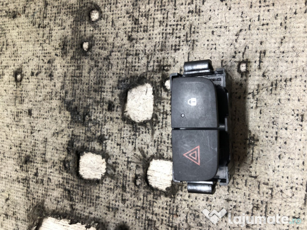 Buton avarie Dacia Duster 1.6 Benzina 2014