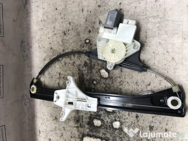 Macara geam stanga spate Volkswagen Passat B8 2016