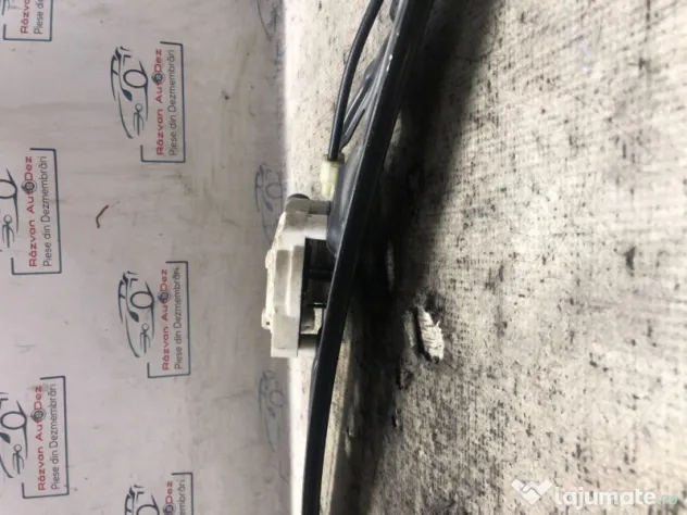 Macara geam stanga spate BMW 520 E60 2006