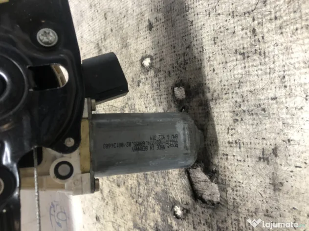 Macara geam stanga spate BMW 520 E60 2006