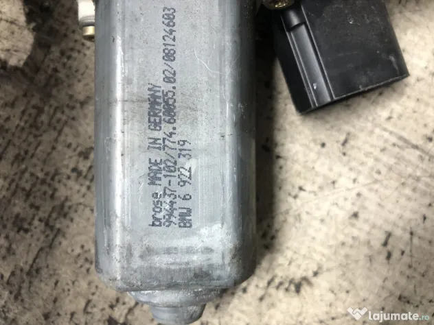 Macara geam stanga spate BMW 520 E60 2006