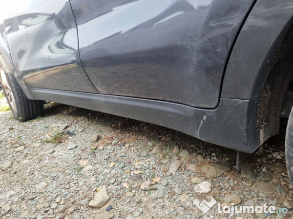 Prag stanga plastic Kia Sportage 2017