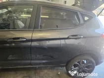 Usa stanga spate Ford Fiesta Hatchback 2020