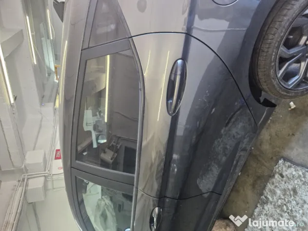 Usa stanga spate Ford Fiesta Hatchback 2020
