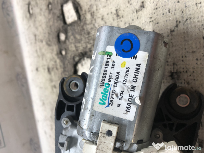Motoras stergator hayon Nissan Juke 2012
