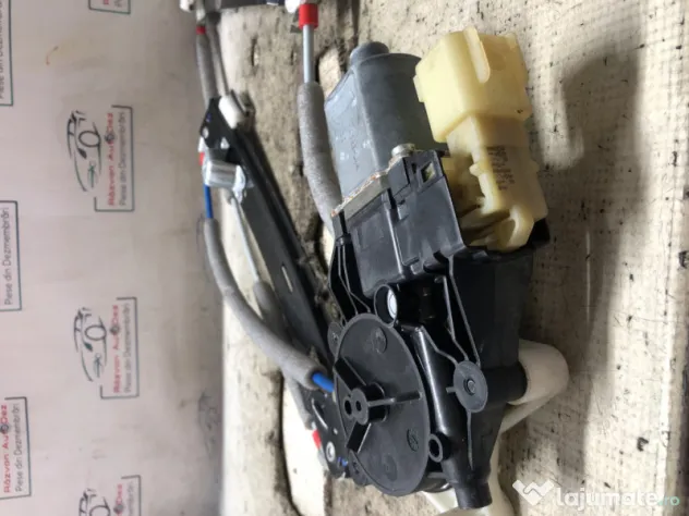 Macara geam stanga spate Ford B-MAX 1.0 Benzina 2015