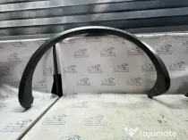 Bandou aripa stanga spate Volkswagen Touareg 2012